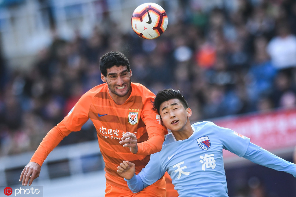 清晨门兴格拉德巴赫调整名单以备中超；防线松动环节打磨；目标明确；阵容厚度经受考验 -多米在线入口