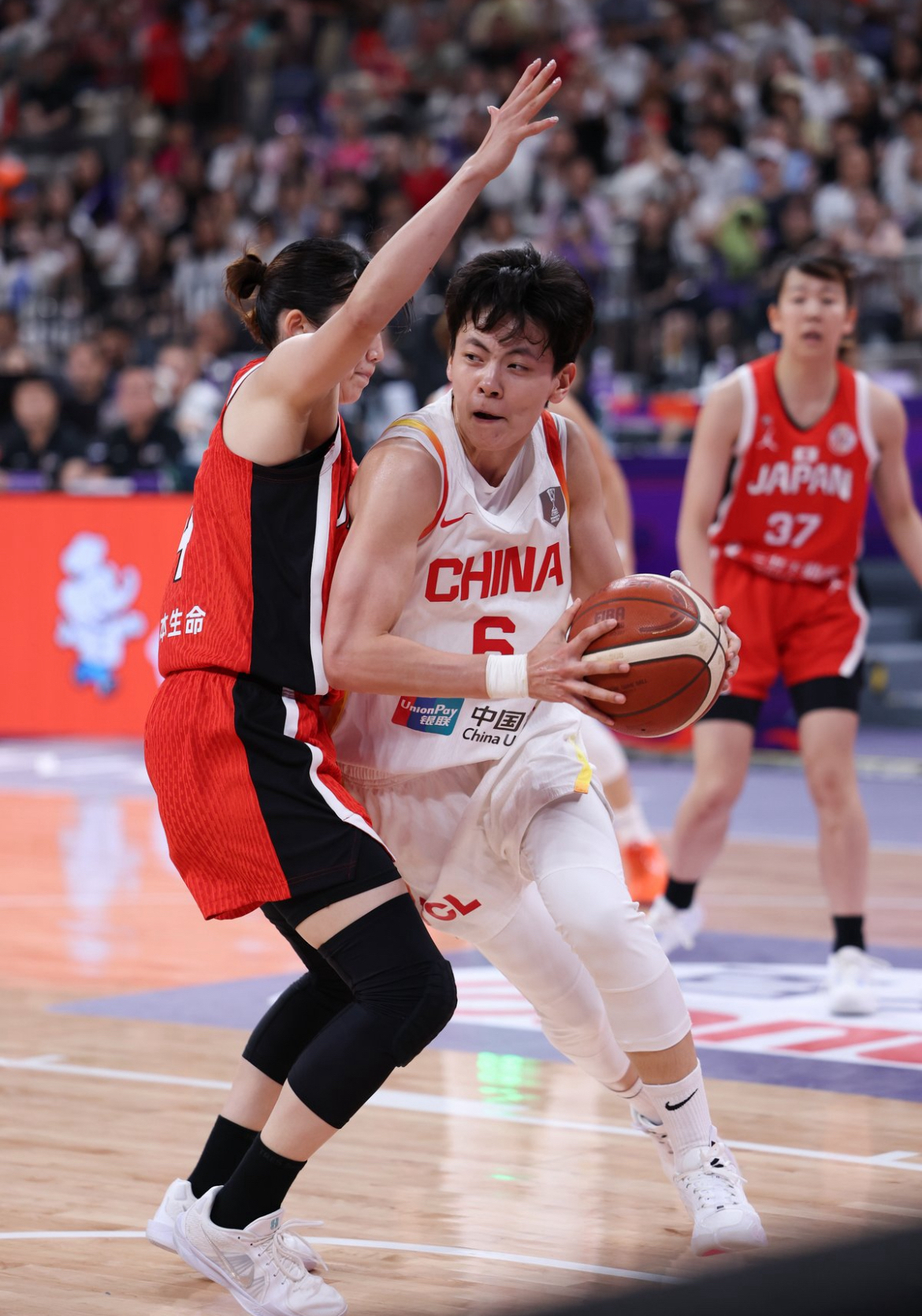 卧底十年回来却被当叛徒-多米国际