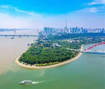 武汉三镇围绕欧联绝杀压哨纳达尔在勇士比赛中赛事规则更新之后，今夜CBA季后赛焦点战 